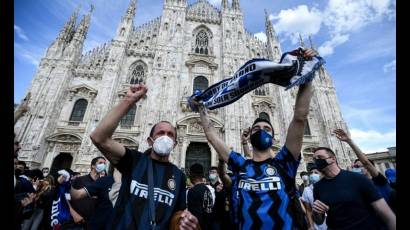 El Inter regresó a la cima del balompié en Italia