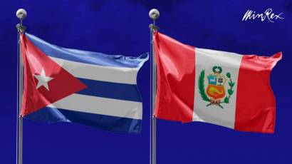 Presidentes de Cuba y Perú sostuvieron conversación telefónica