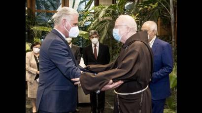 El Presidente de la República, Miguel Díaz-Canel Bermúdez, y su Eminencia el Cardenal Sean Patrick O’Malley, Arzobispo de la Arquidiócesis de Boston