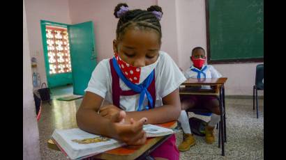 La actividad de aprendizaje requiere en primer lugar de la disposición emocional de los niños y de sus familias.