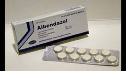 Albendazol