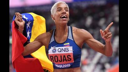 La venezolana Yulimar Rojas podría repetir su premio del 2020
