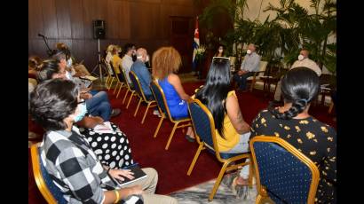 El presidente cubano se reúne con representantes de la comunidad LGTBI