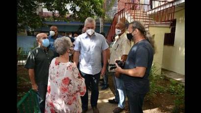 Presidente Miguel Díaz-Canel Bermúdez visita la sede del Proyecto Palomas