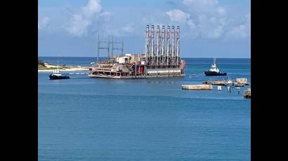 Central Eléctrica Flotante
