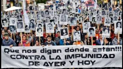 Protesta masiva en Uruguay