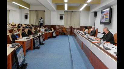 Planes para mejorar el servicio de la banca cubana