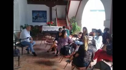 Recuerdan a Carilda en su tertulia