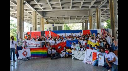 Jóvenes dispuestos a seguir defendiendo