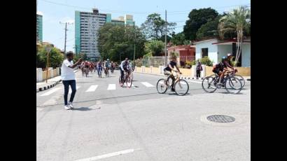 Bicicletada por el aniversario de la FEU