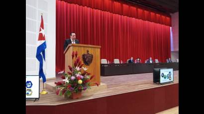 El minsistro de Salud Pública expuso los resultados del enfrentamiento a la Covid-19 en Cuba, a partir de la aplicación de un modelo de actuación elaborado en el país.