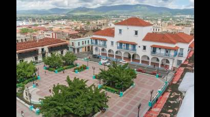 Concluye visita partidista a Guantánamo y Santiago de Cuba