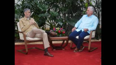 Encuentro de Miguel Díaz-Canel con José Miguel Mejía Abreu, secretario general del Partido Movimiento Izquierda Unida, de República Dominicana