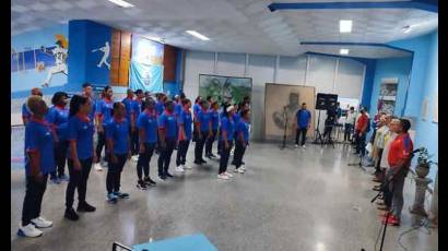 Abanderamiento de equipo cubano de beisbol femenino