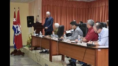 Miguel Díaz-Canel en Pleno del Comité Nacional de los Trabajadores de Energías y Minas