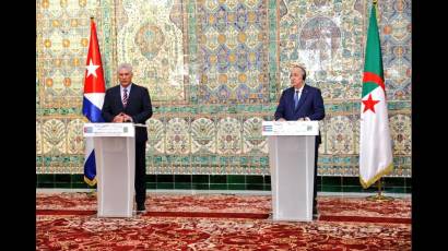 Los presidentes de Argelia, Abdelmajid Tebboune, y de Cuba, Miguel Díaz-Canel Bermúdez