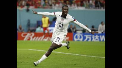 Tim Weah supera a su padre