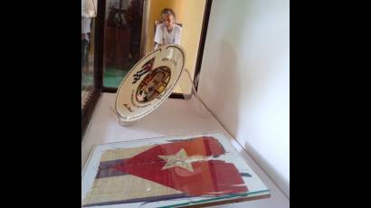 Una bandera sostenida por Martí se expone en una de las salas del Museo Provincial de Historia de Ciego de Ávila.