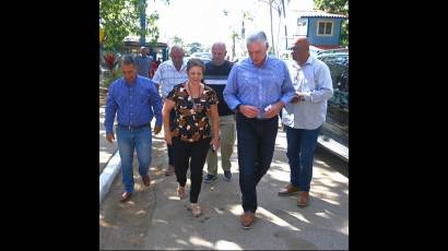 Miguel Díaz-Canel recorre Villa Clara