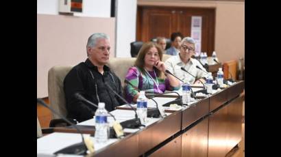 Díaz-Canel Bermúdez en clausura de la Segunda Asamblea General de la Unión de Informáticos de Cuba