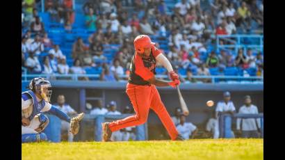 Osday Silva es líder en jonrones con 11