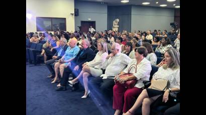 Congreso Internacional sobre Infancias y Adolescencias "Creciendo al futuro"