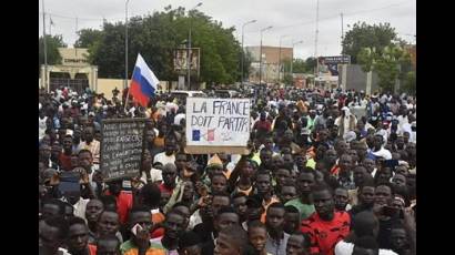 Miles de personas se concentraron en Niamey