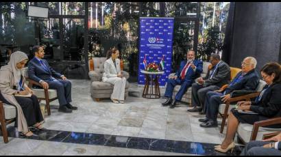 Encuentro del Jefe de Gobierno cubano y la ministra de Cambio Climático y Medio Ambiente de Emiratos Árabes Unidos