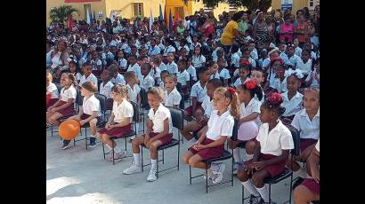 Inicio del nuevo curso escolar en Santiago de Cuba