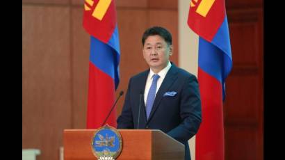 Presidente de Mongolia, Khurelsukh Ukhnaa