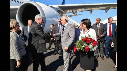 El Presidente cubano arribó a esta ciudad al filo de las diez de la mañana (hora local) para dar cumplimiento a una intensa agenda de trabajo.