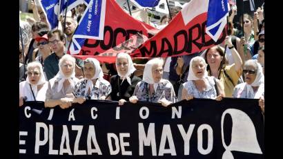 El gobierno de extrema derecha de Milei puede ser el último que vean las abuelas de Plaza de Mayo