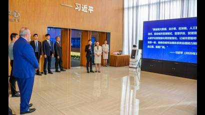 Visita oficial del primer ministro, Manuel Marrero Cruz, a la República Popular China