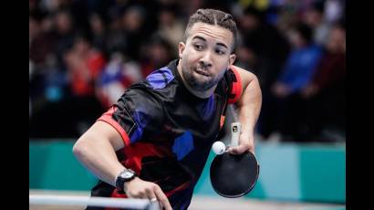 Andy Pereira ya aseguró bronce en el individual masculino pero irá por un premio mayor.