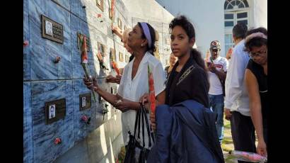 Cuba rinde tributo a sus mártires