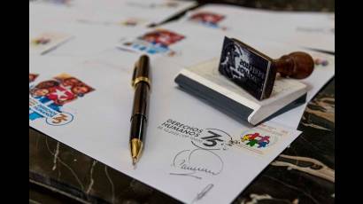 Sello postal reafirma compromiso de Cuba con los Derechos Humanos