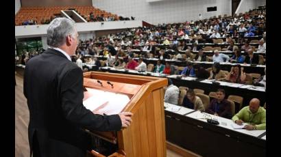 Miguel Díaz-Canel en la clausura del Segundo Periodo Ordinario de Sesiones de la Asamblea Nacional del Poder Popular, en su X Legislatura
