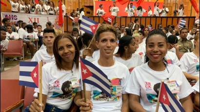 Jóvenes guantanameros ratifican su respaldo a la Revolución