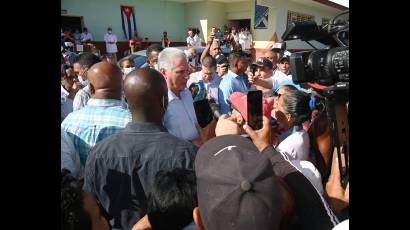 Visita del presidente Díaz-Canel a Mayarí