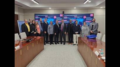 El vicetitular primero del Ministerio de Comunicaciones de Cuba, Wilfredo González, es el invitado principal de una recepción en India por el día nacional de la isla