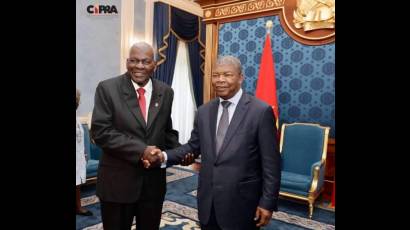 Presidente de Angola recibió a Esteban Lazo