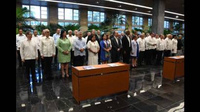Firma del Código de Ética de los Cuadros de la Revolución cubana
