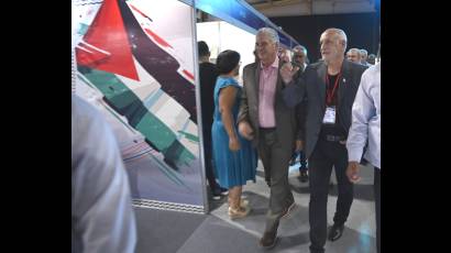 Miguel Díaz-Canel en el Coloquio Patria