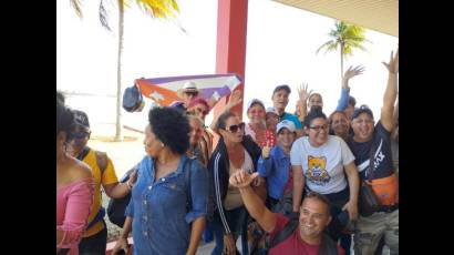 Retornan cubanos desde Haití gracias a un esfuerzo extraordinario del Gobierno