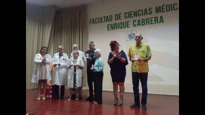 El 40 aniversario de Facultad de Ciencias Médicas Enrique Cabrera