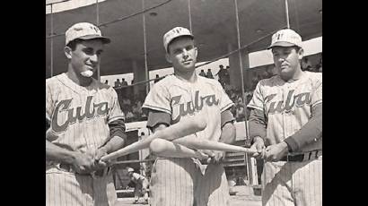 Urbano González, Pedro Chávez y Jorge Trigoura