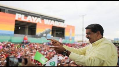 Continúan las movilizaciones en respaldo al presidente Maduro en Venezuela