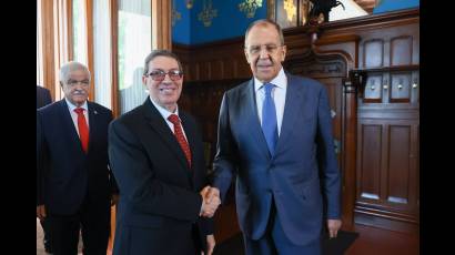 Canciller cubano intercambia con su homólogo de Rusia