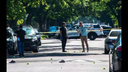 La policía investiga el tiroteo de Detroit.