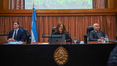 Los jueces a cargo de la causa de izquierda a derecha, Ignacio Fornari, Sabrina Namer y Adrián Grünberg.